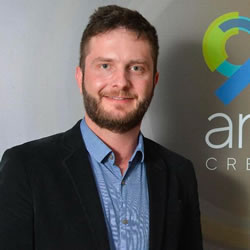 Verg�nio Luiz Stangherlin